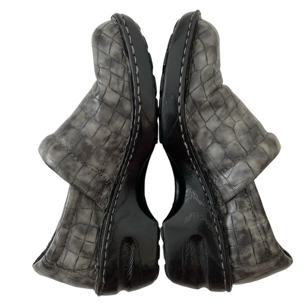 boc peggy gray crocodile vegan leather clog